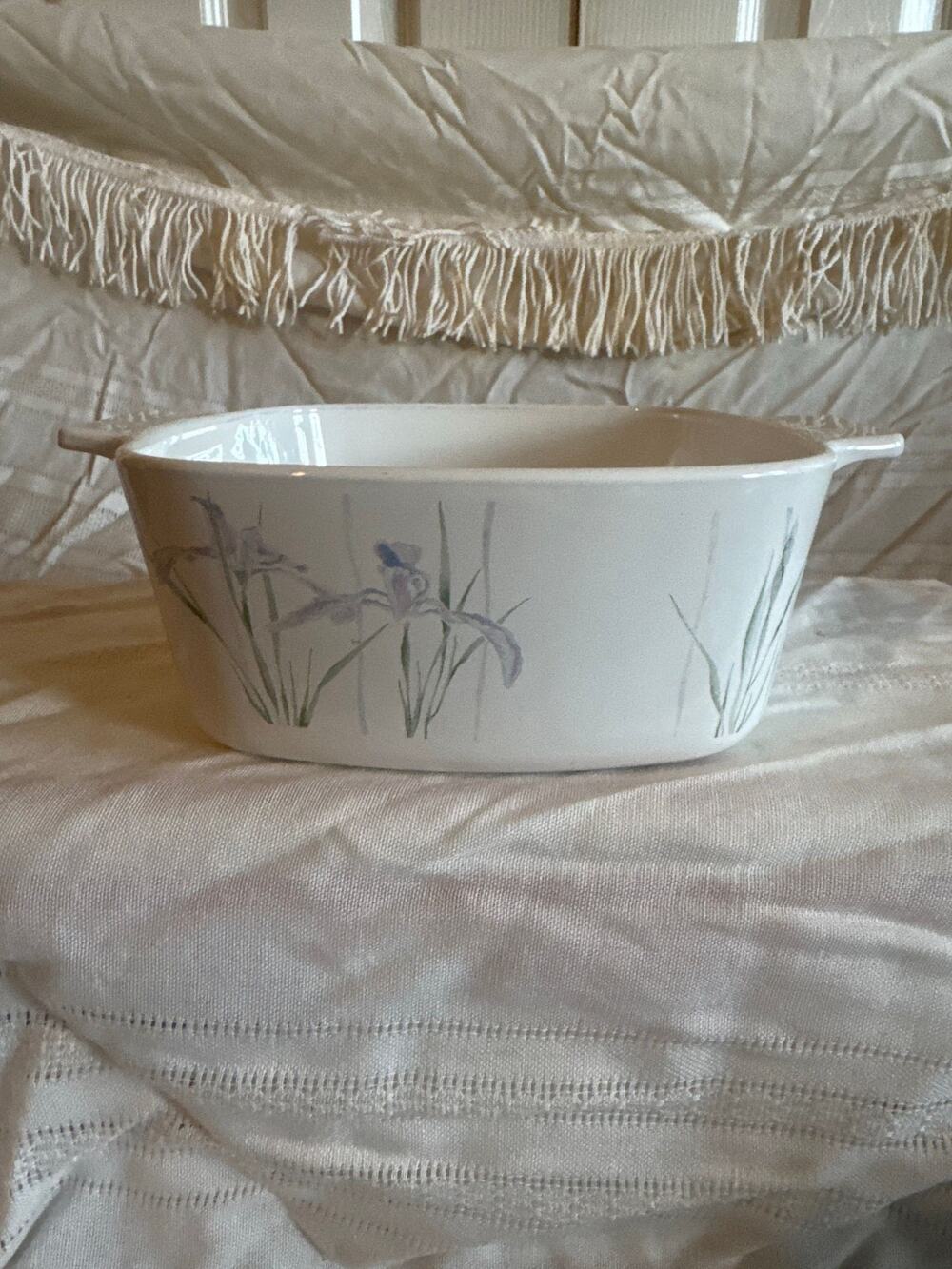 Vintage CorningWare Shadow Iris A-1½-B 1.5L  Casserole Dish